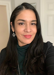 Elizabeth Perez '98